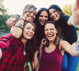 Polyamory: what you should know about non-monogamous relationships