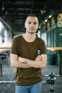 Date Albanian guys