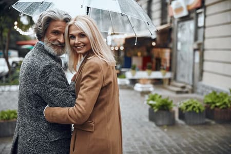 Pros and cons of dating an older man