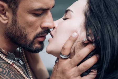 Types of kisses and what they really mean for the relationship